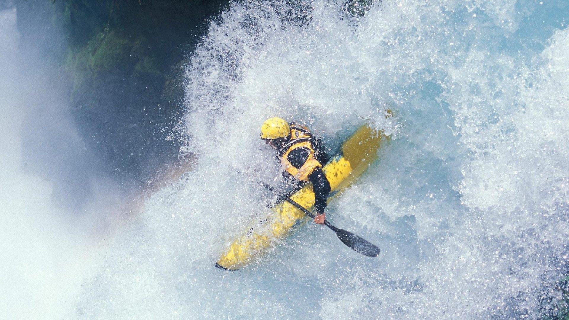 港足前锋米高转战波罗的海 加盟爱沙尼亚联赛引热议 昔日争议风波再被重提